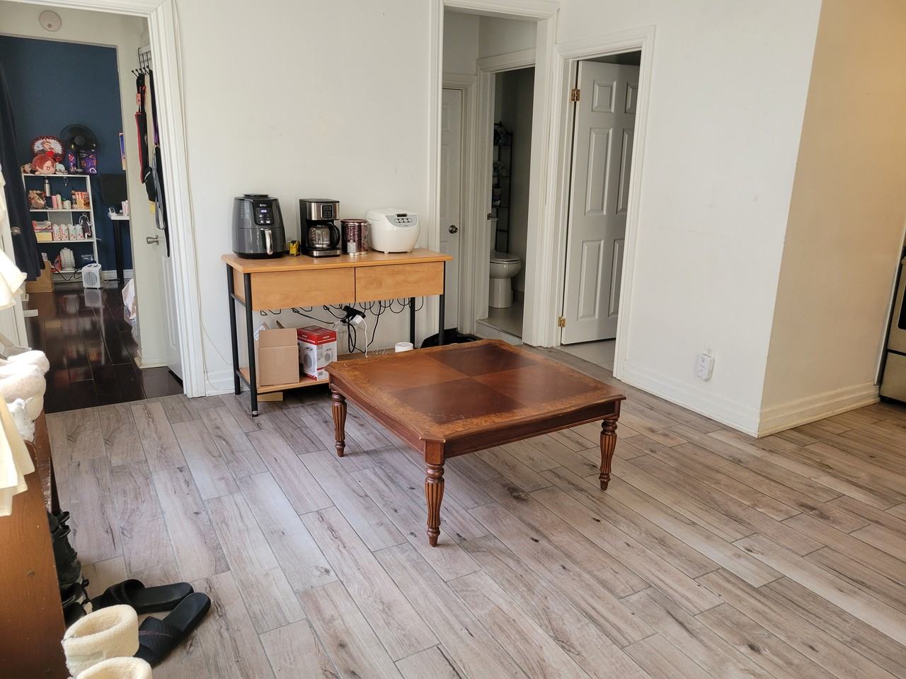 168 Huron Street - Photo 2 of 17