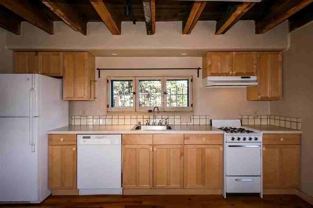 524 1/2 Alto St #NA - Photo 3 of 8