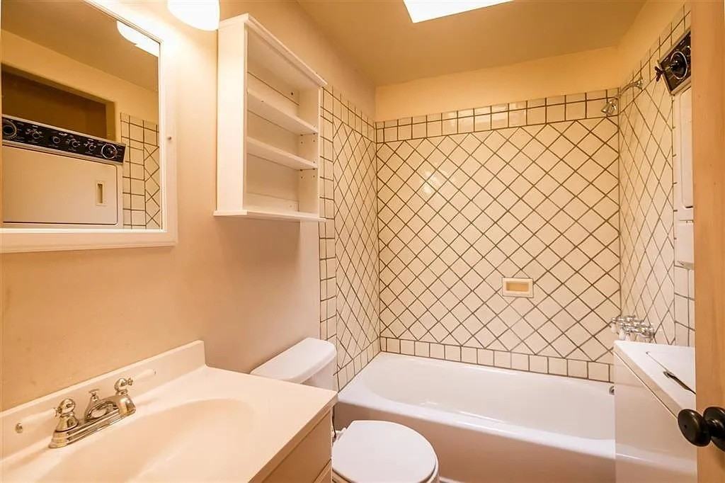 524 1/2 Alto St #NA - Photo 6 of 8