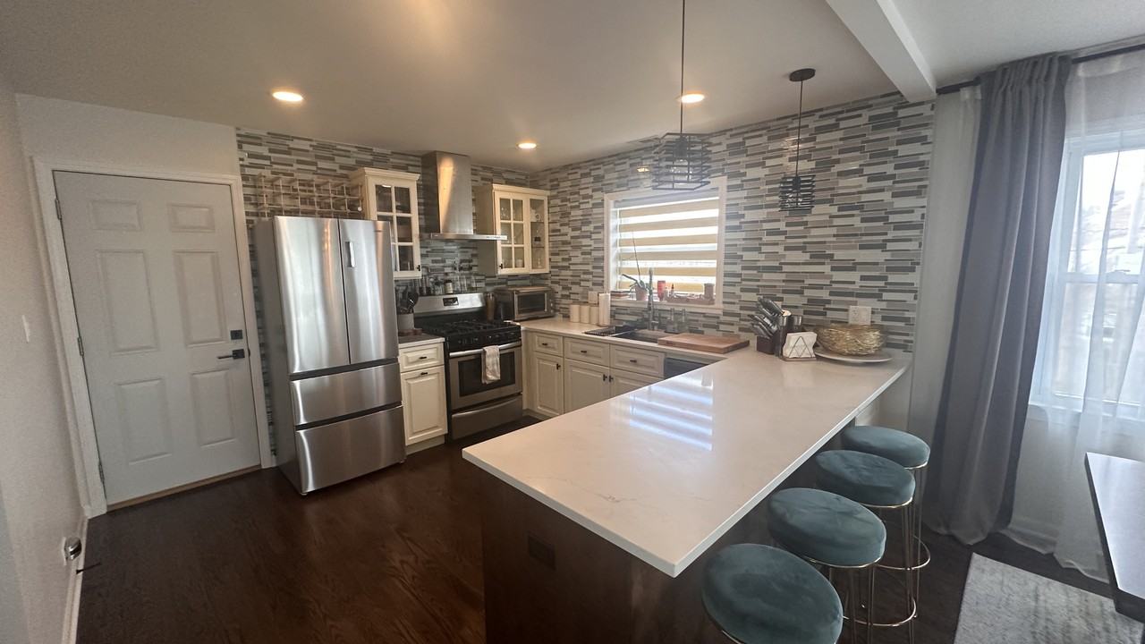 354 Alles St #2 - Photo 4 of 14