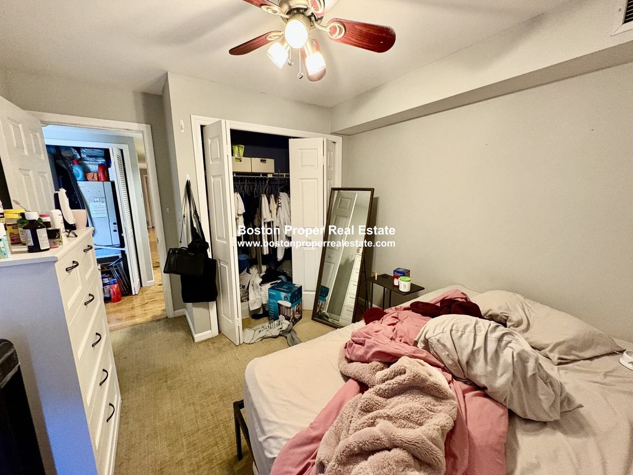 50 St Stephens Ln N #6 - Photo 4 of 12