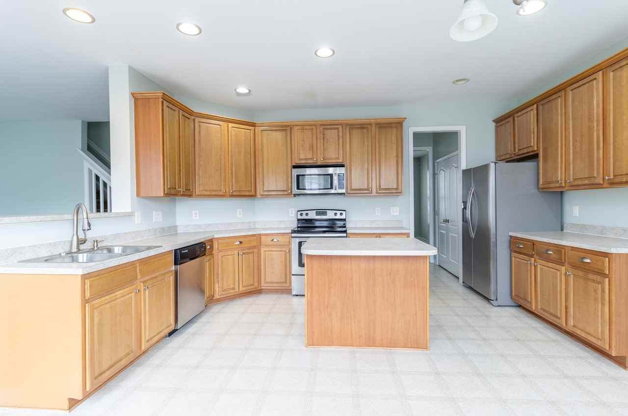 2047 Sinclair Trce #NA - Photo 4 of 30