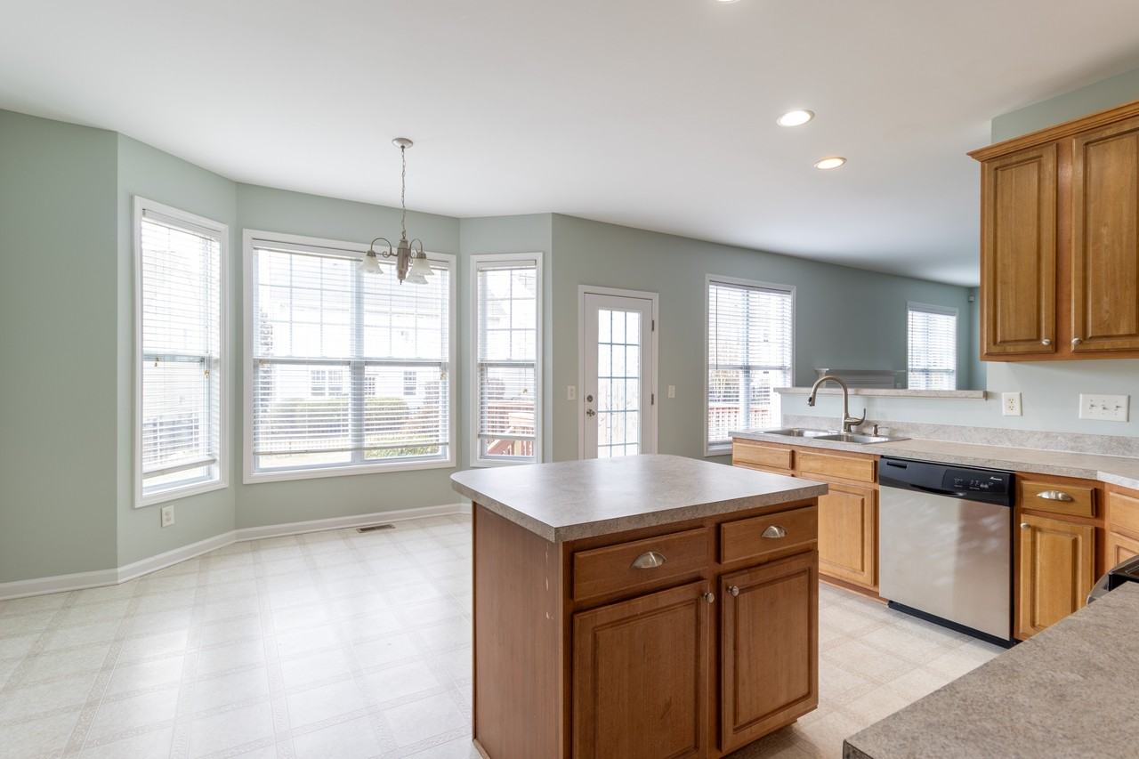 2047 Sinclair Trce #NA - Photo 6 of 30