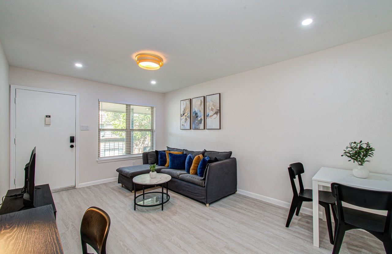 845 Augusta Dr #44 - Photo 7 of 24