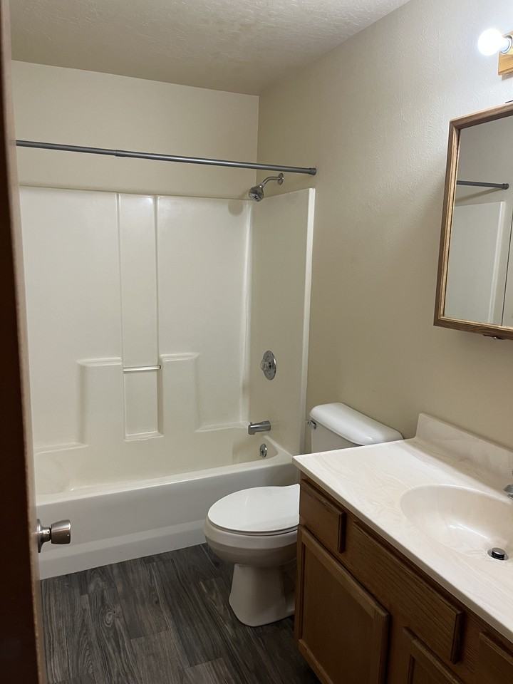 721 Hobson Ave #11 - Photo 6 of 7