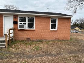 2922 Chestnut St #A - Photo 1 of 1