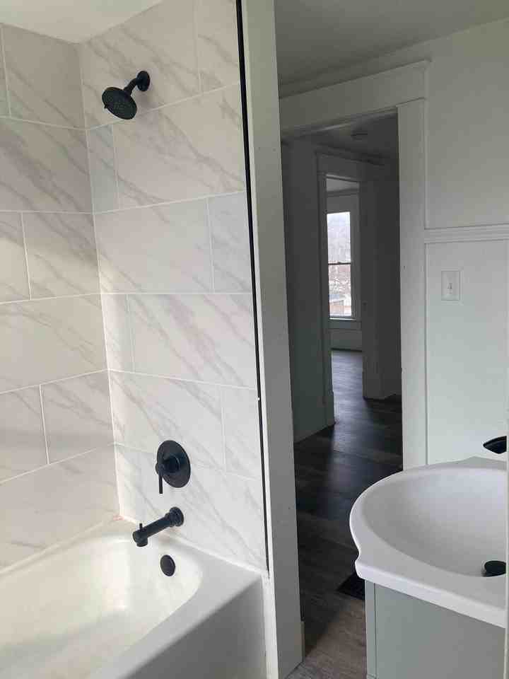 838 N Metcalf St #NA - Photo 6 of 11