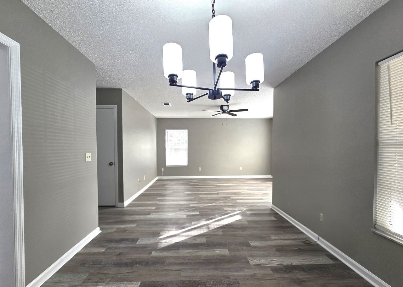 3129 Pontiac Dr #2B - Photo 4 of 8