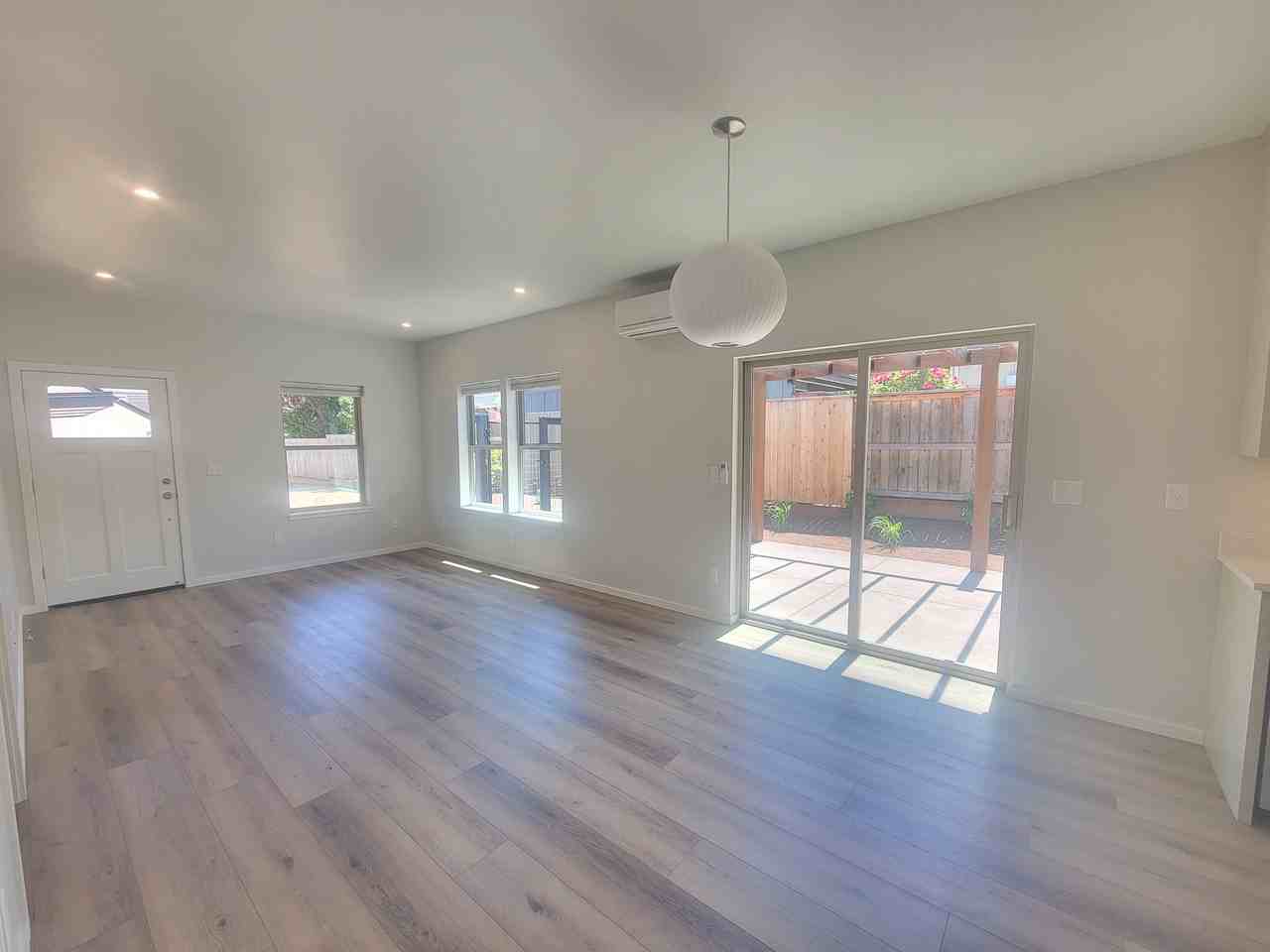 395 S Mountain Ave #NA - Photo 4 of 22