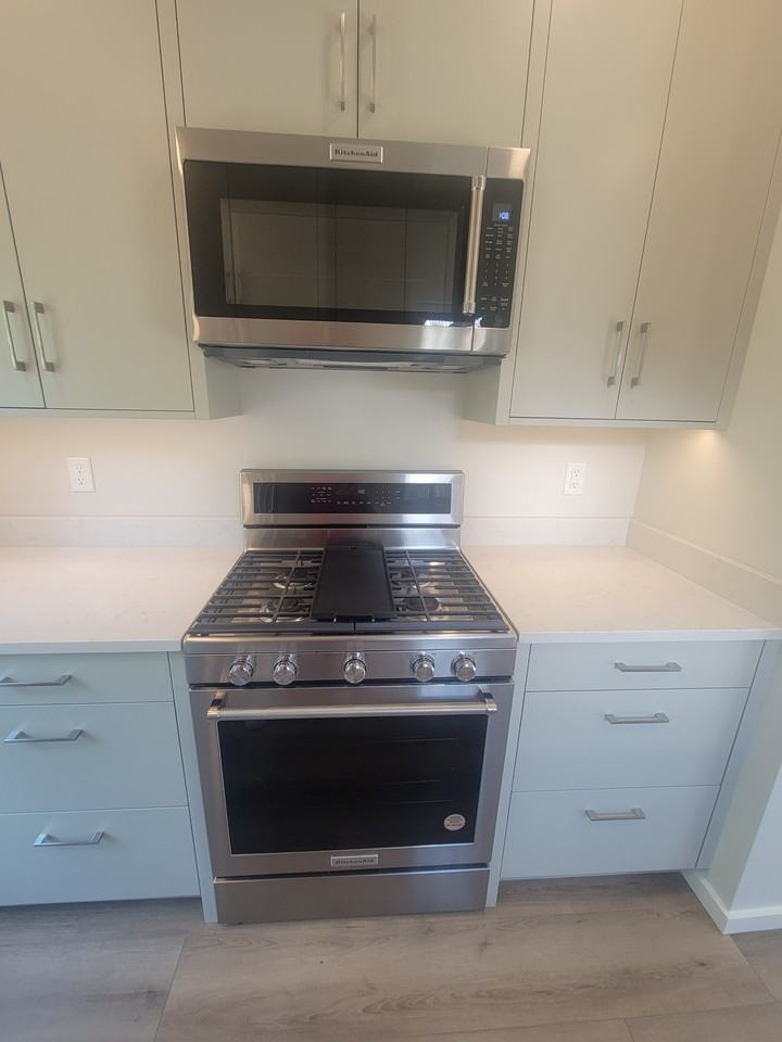 395 S Mountain Ave #NA - Photo 7 of 22