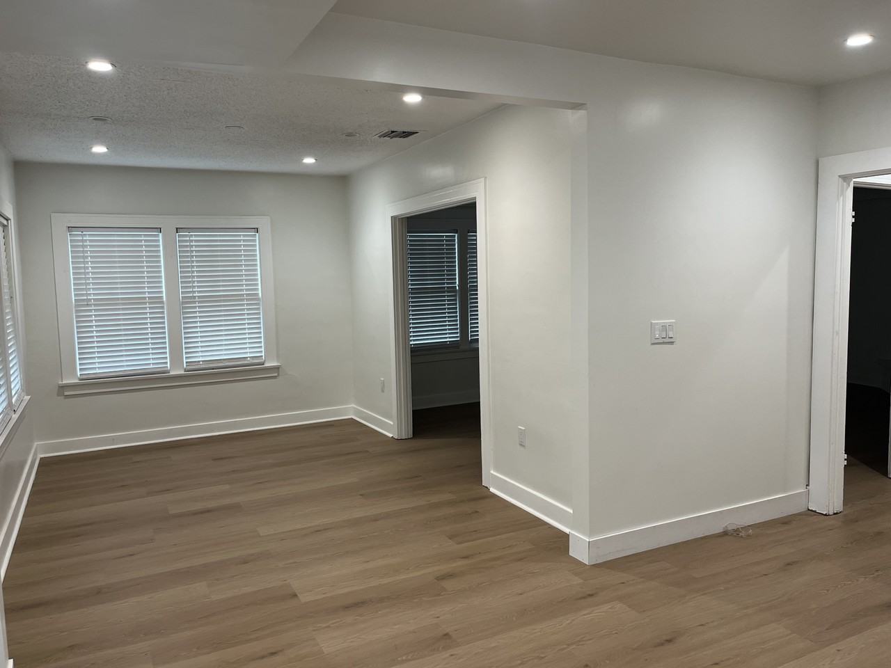 2709 N Arrowhead Ave #NA - Photo 6 of 11