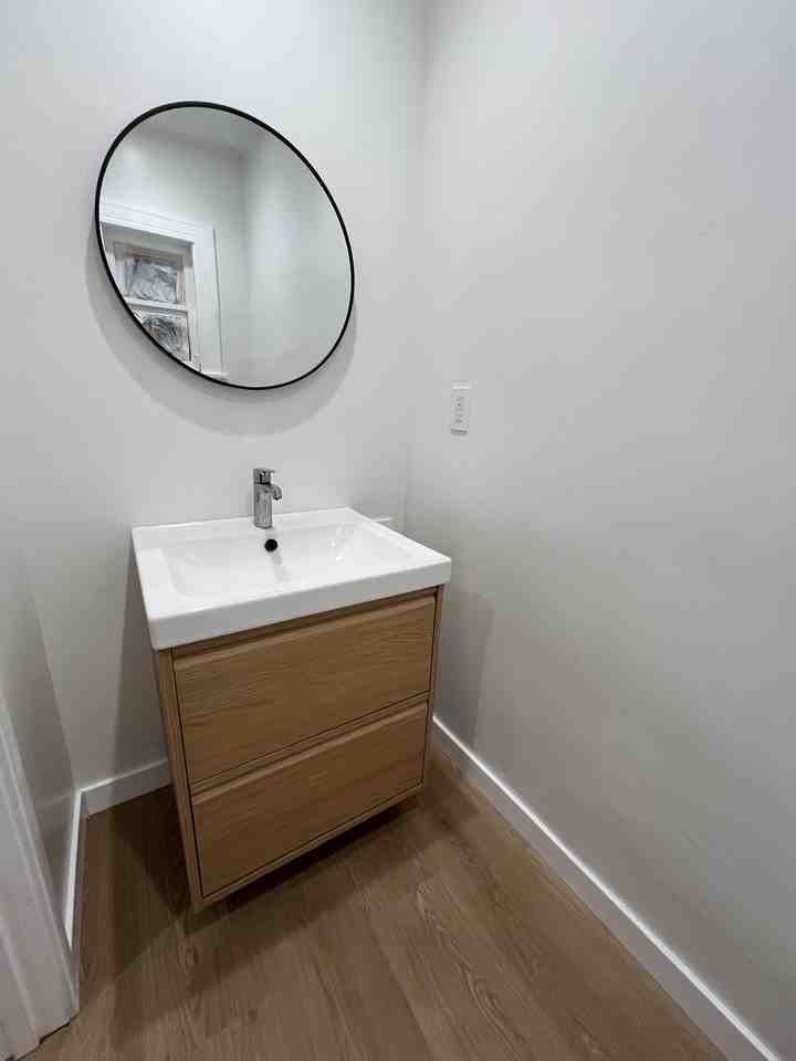 2709 N Arrowhead Ave #NA - Photo 7 of 11