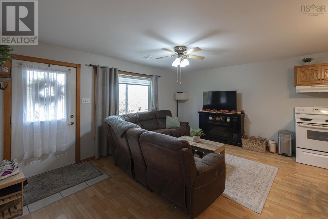 157 North Avenue #1 - Photo 3 of 18