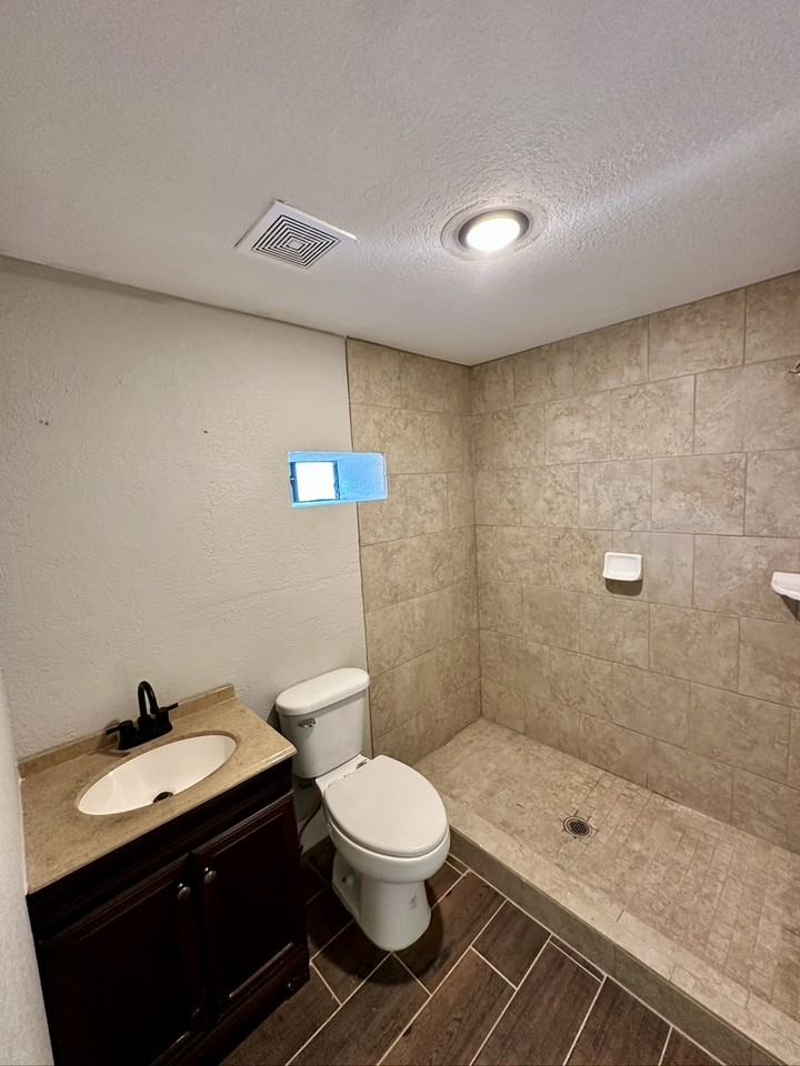 2125 Maverick Dr #NA - Photo 7 of 16