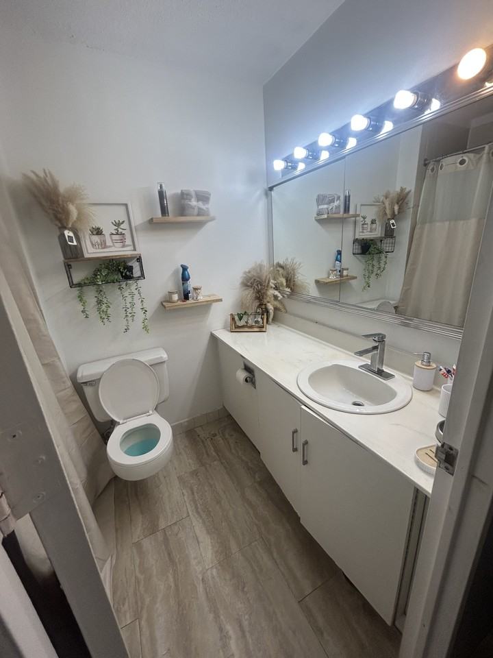 7000 Kennedy Blvd E #48J - Photo 7 of 7