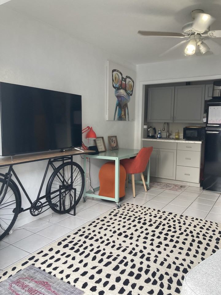 1358 Highlands Dr #B2 - Photo 4 of 13