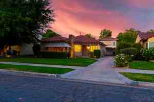 featured image of 2504 North Vagedes Avenue #3