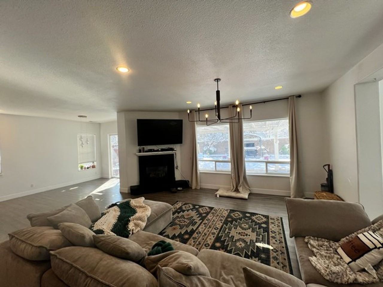 1680 Reno Rental Finders - 1680 Silverthread Dr. Reno, NV 89521 - Photo 6 of 20