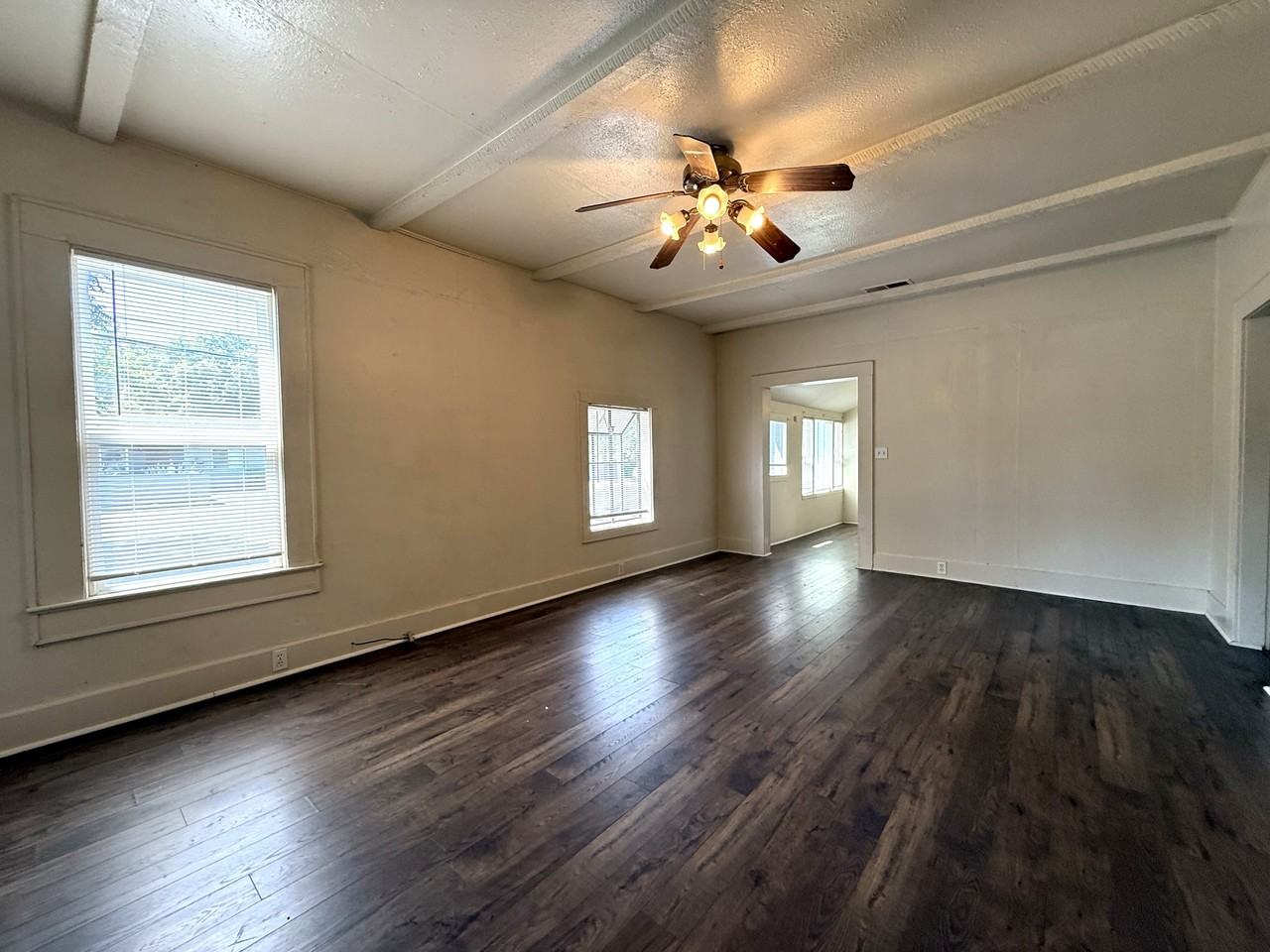 1205 Warner St #1 - Photo 2 of 15