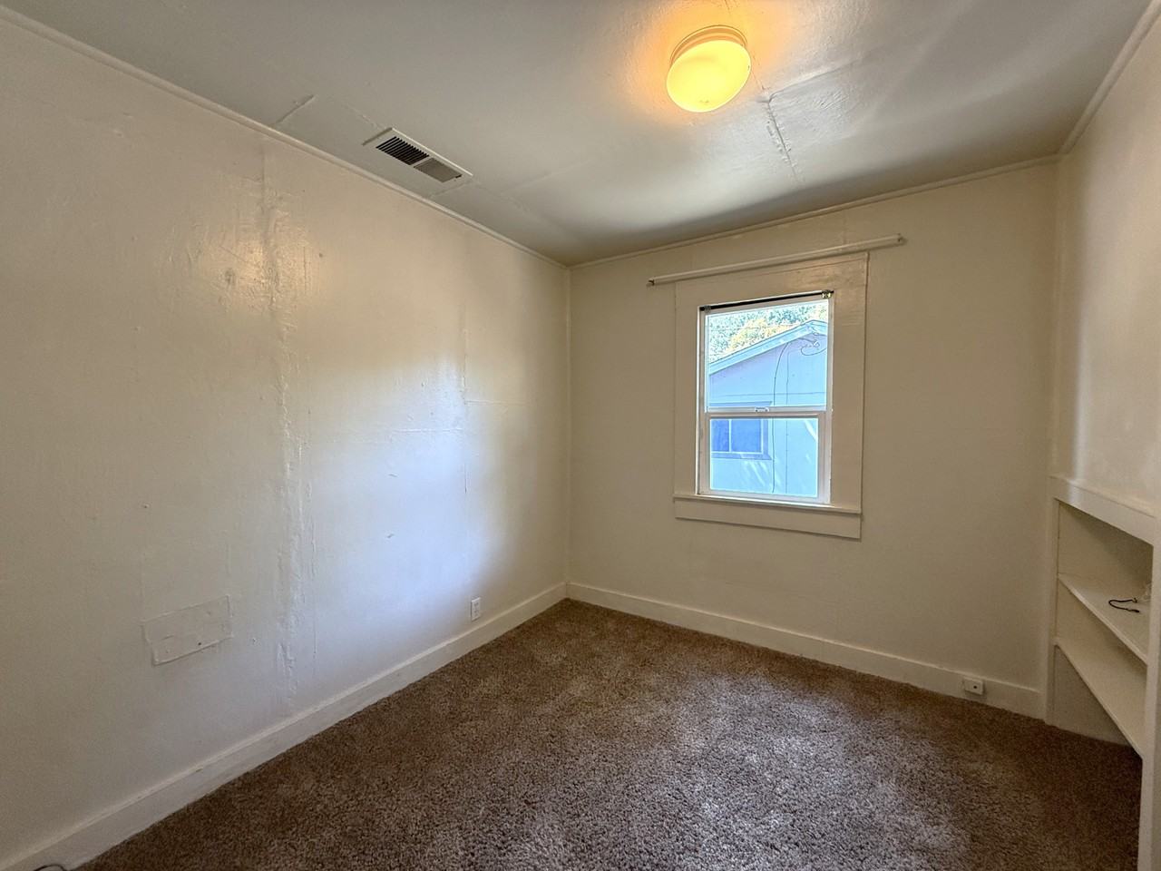 1205 Warner St #1 - Photo 7 of 15