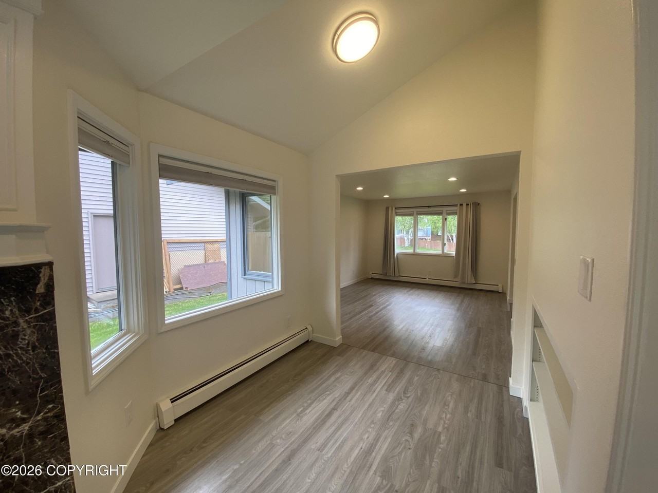 2511 Banbury Dr - Photo 4 of 29