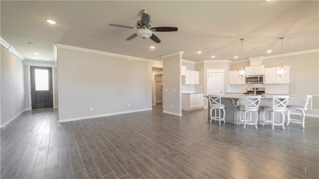 1222 Bradley St - Photo 6 of 29