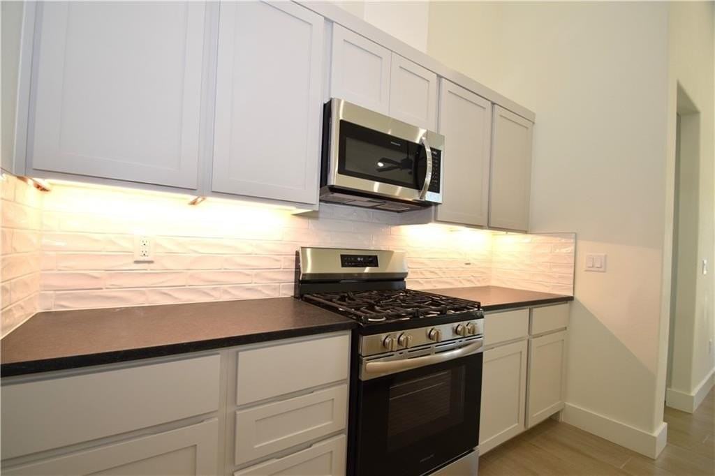 421 Azurite Rd - Photo 7 of 21