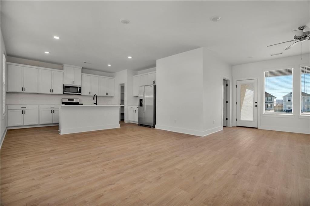 4805 W Sturgeon St - Photo 4 of 23