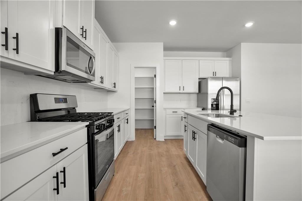 4805 W Sturgeon St - Photo 6 of 23