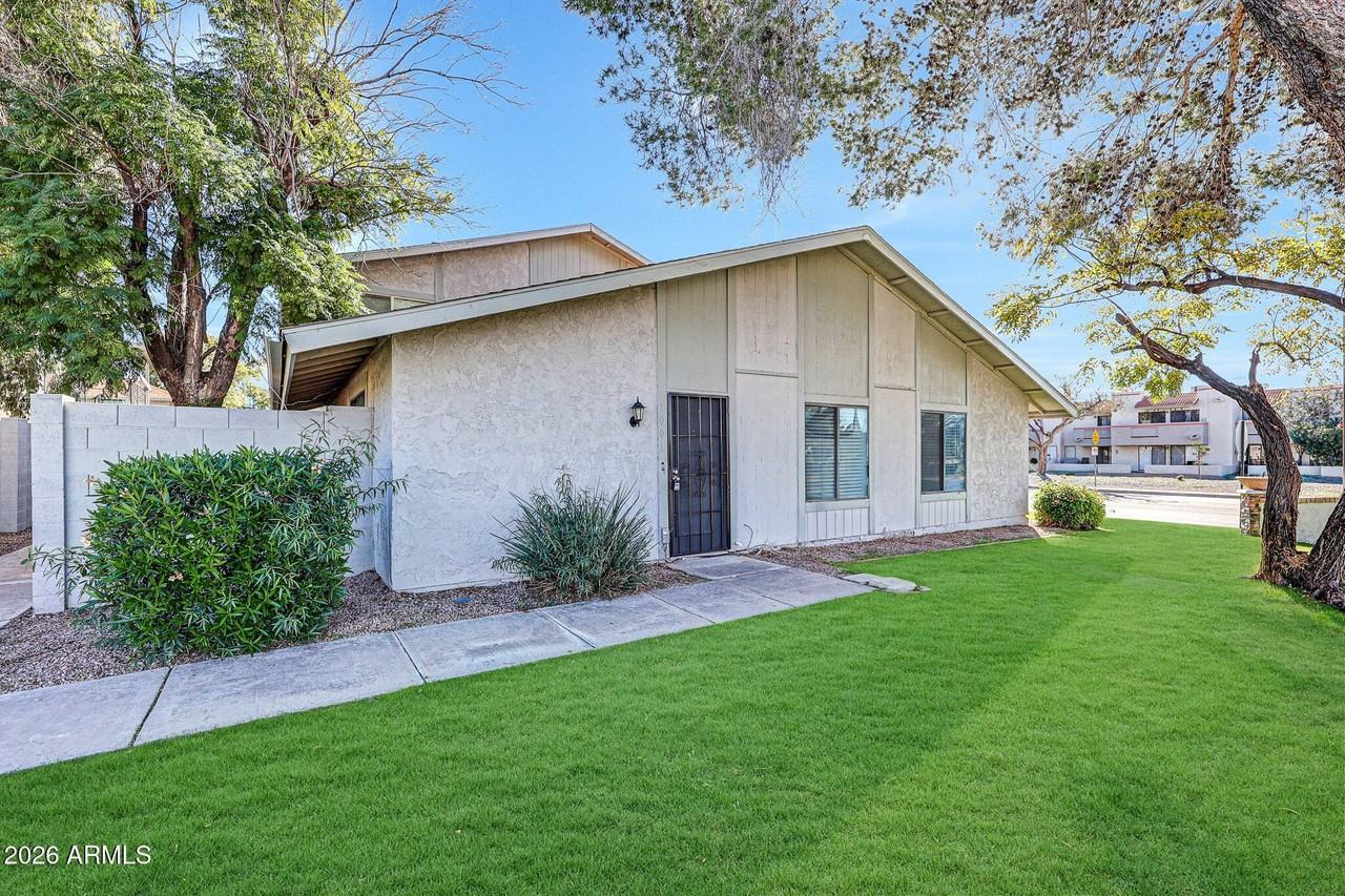 1001 N Granite Reef Rd - Photo 3 of 25