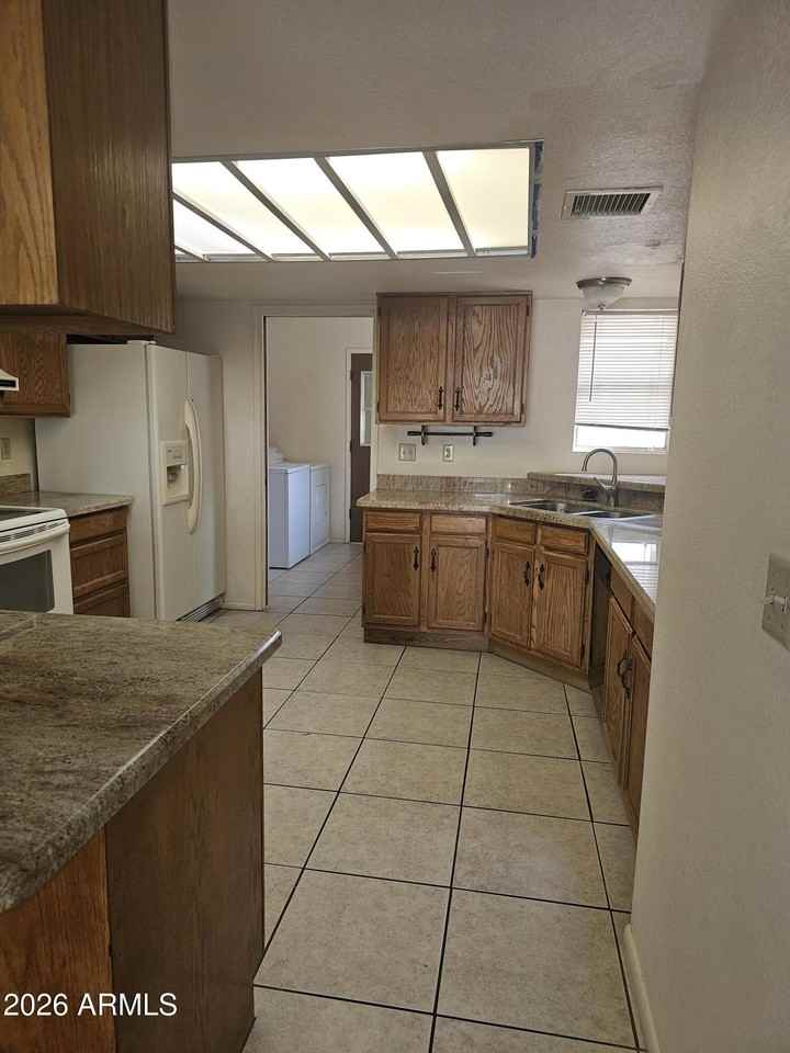 1830 Paseo De La Luna - Photo 3 of 9