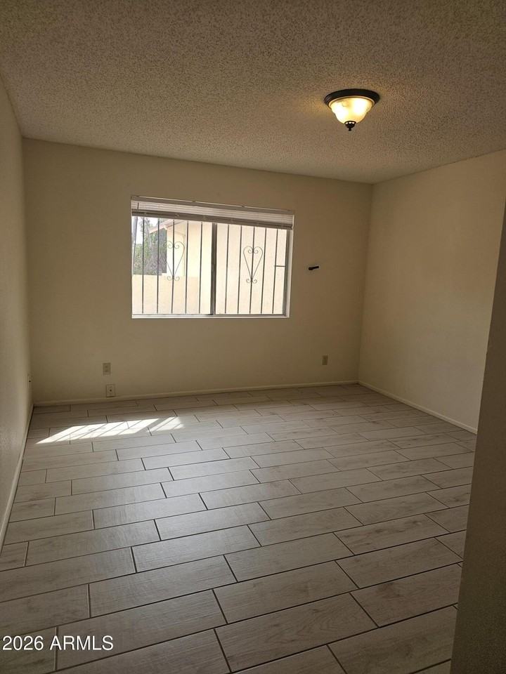 1830 Paseo De La Luna - Photo 6 of 9