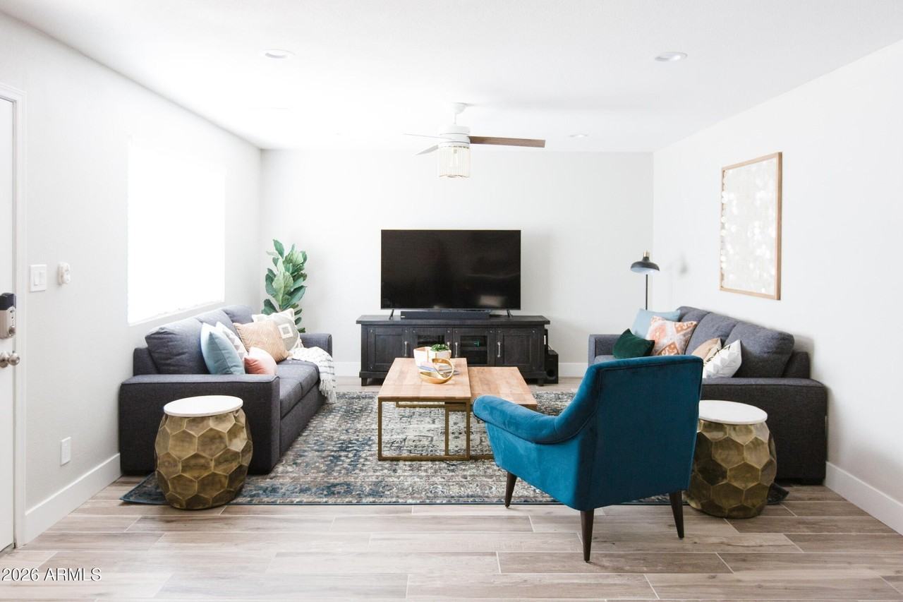 3425 N 85th St - Photo 4 of 35