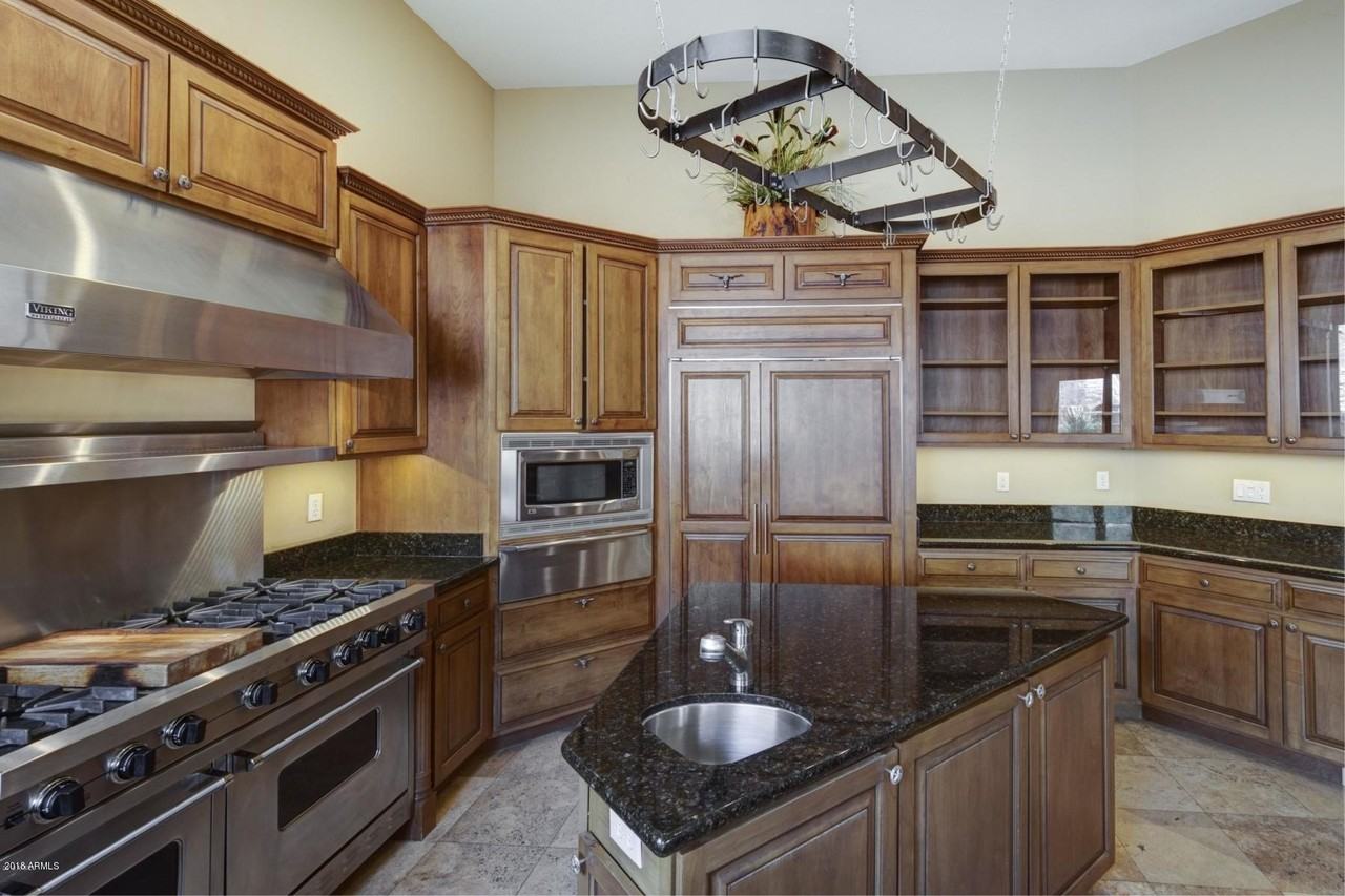 14296 E Coyote Rd - Photo 6 of 36