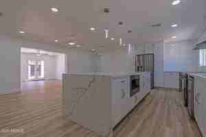 featured image of 3035 E Heatherbrae Dr