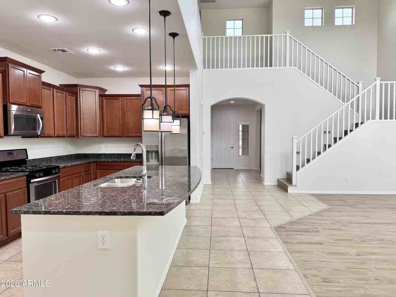 3129 E Battala Ct - Photo 7 of 50