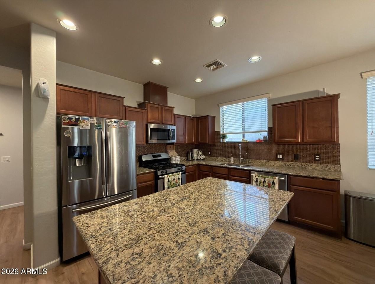 51 W Hackberry Dr - Photo 5 of 23