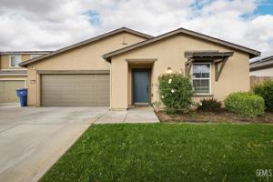 featured image of 6012 Esmerelda Ave