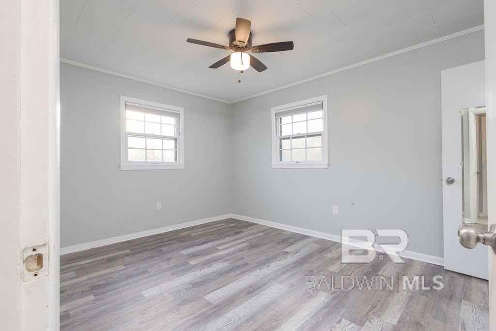 409 W Canal Dr - Photo 7 of 21