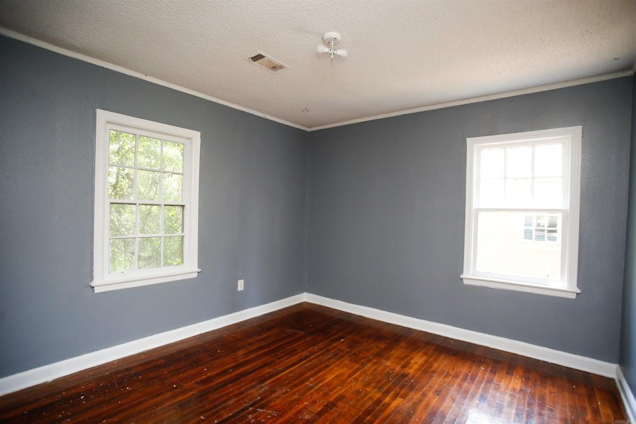 2004 W 24th Ave - Photo 5 of 16