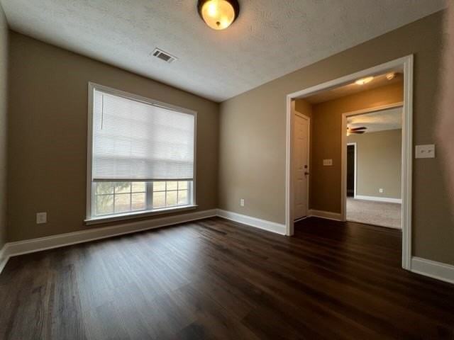 20 Lee Rd - Photo 5 of 22