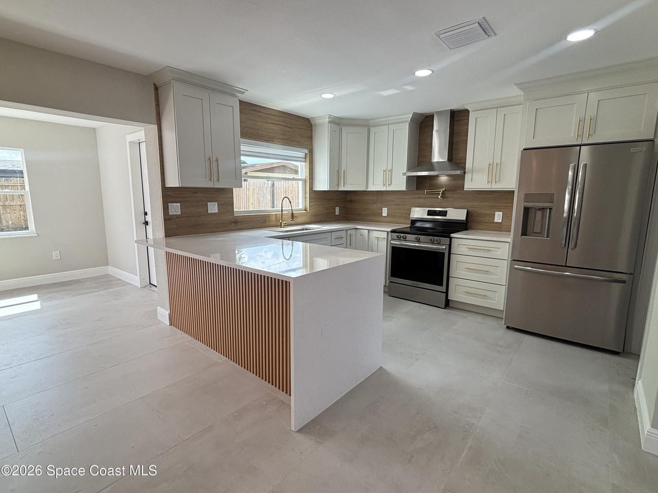 1301 Kathwood Dr - Photo 7 of 26