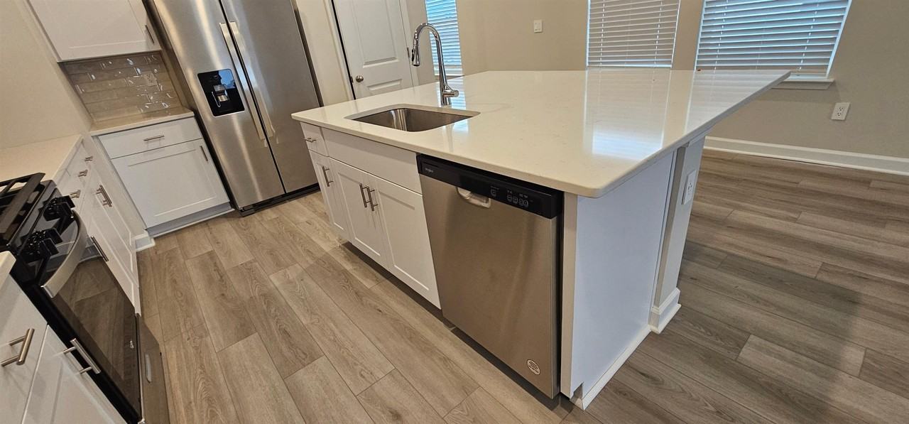 813 Cypress Preserve Cir - Photo 6 of 34