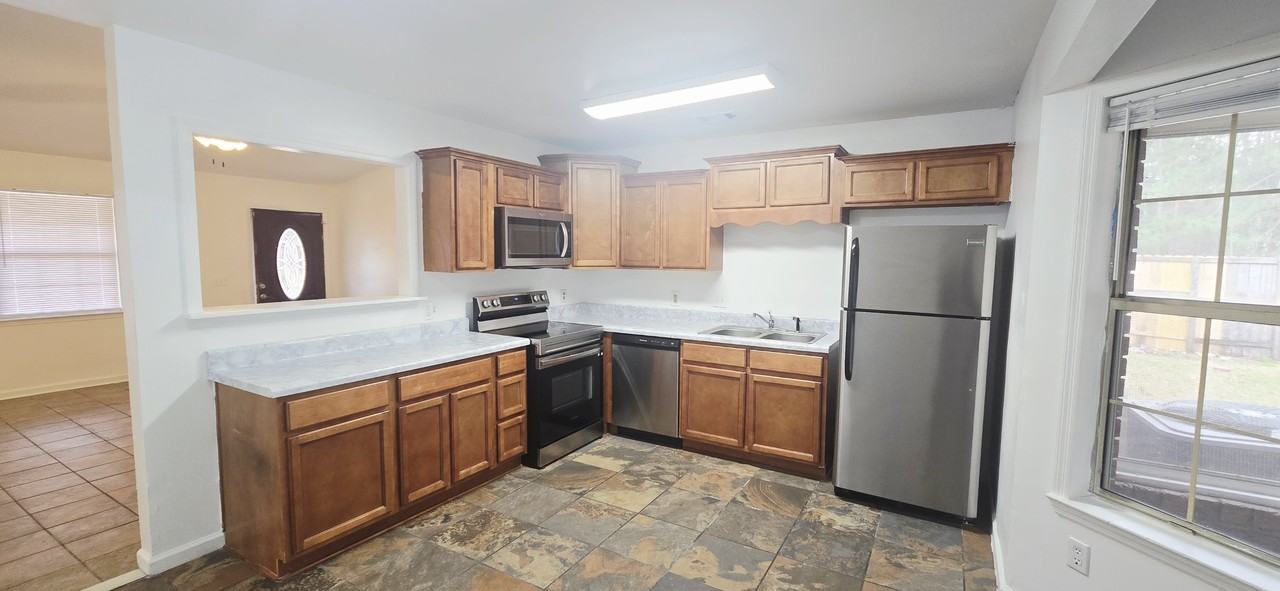 1087 Desert Shield St #1 - Photo 6 of 10