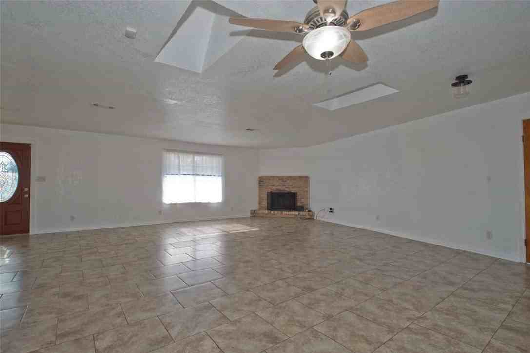 3442 Laguna Shores Rd - Photo 7 of 15