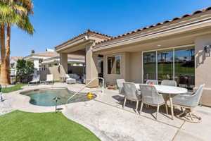 featured image of 293 Desert Holly Dr