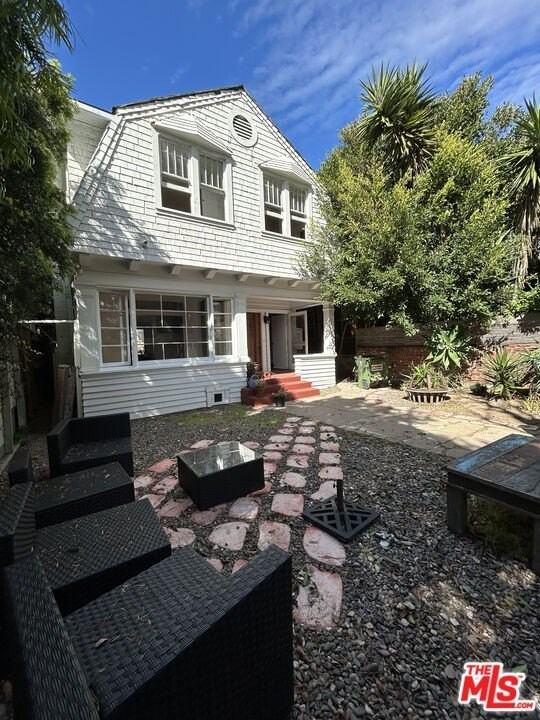 49 Dudley Ave - Photo 5 of 32