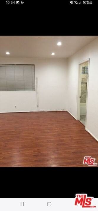 1027 Bay St #1-2 - Photo 4 of 13