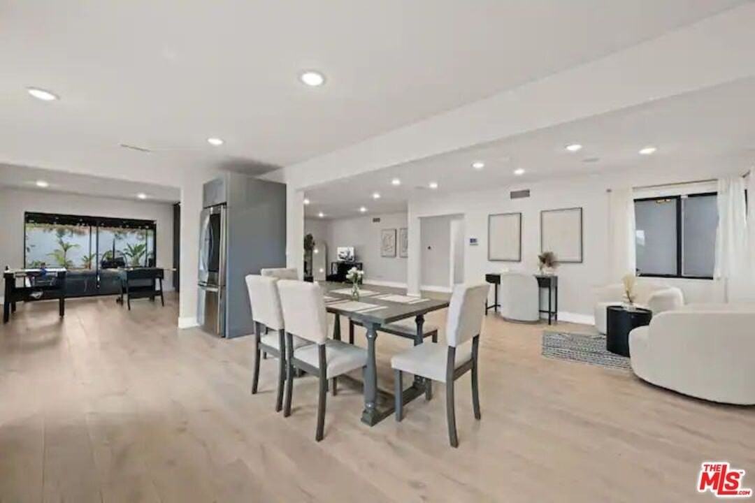 2617 S Beverly Dr - Photo 7 of 24