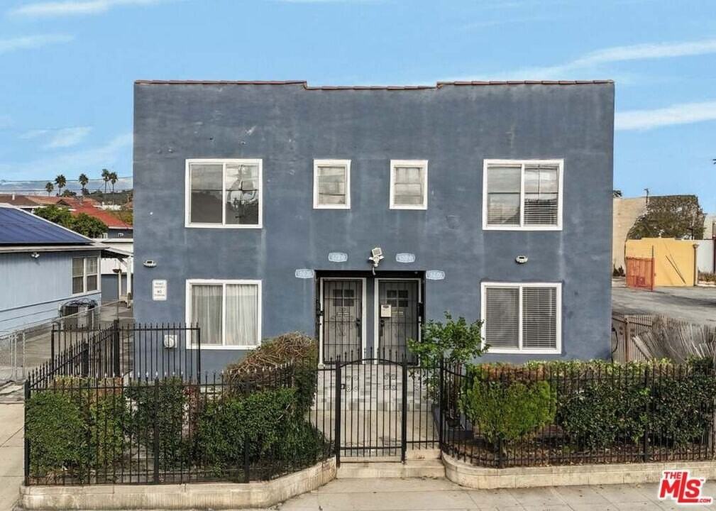 120 N Avenue 25 - Photo 2 of 16